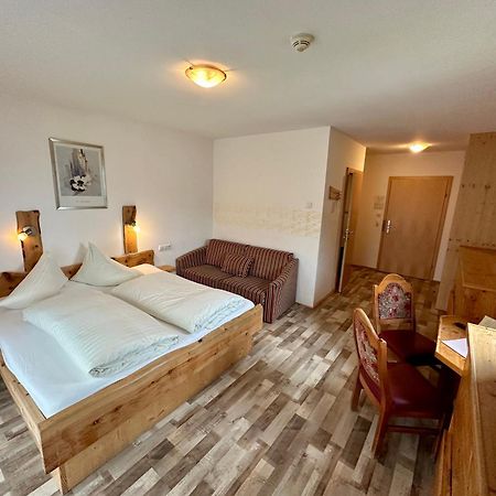 Gasthof Zum Loewen Aschau Im Zillertal Exterior foto