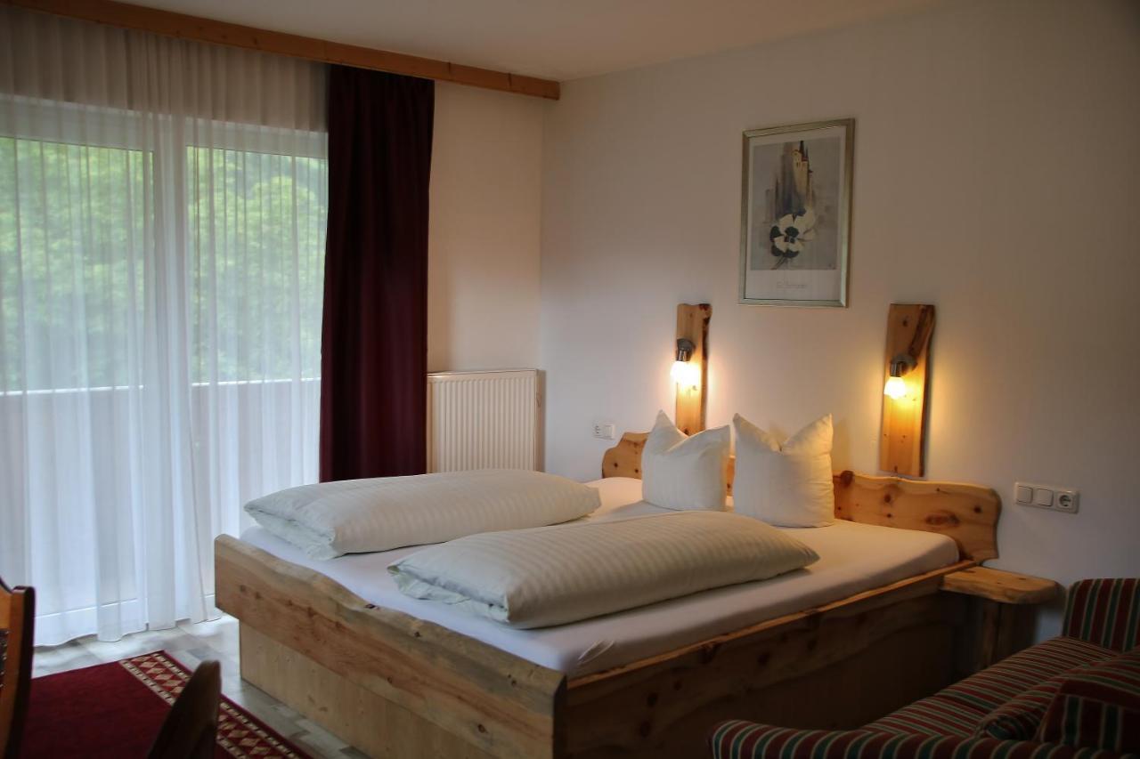 Gasthof Zum Loewen Aschau Im Zillertal Exterior foto