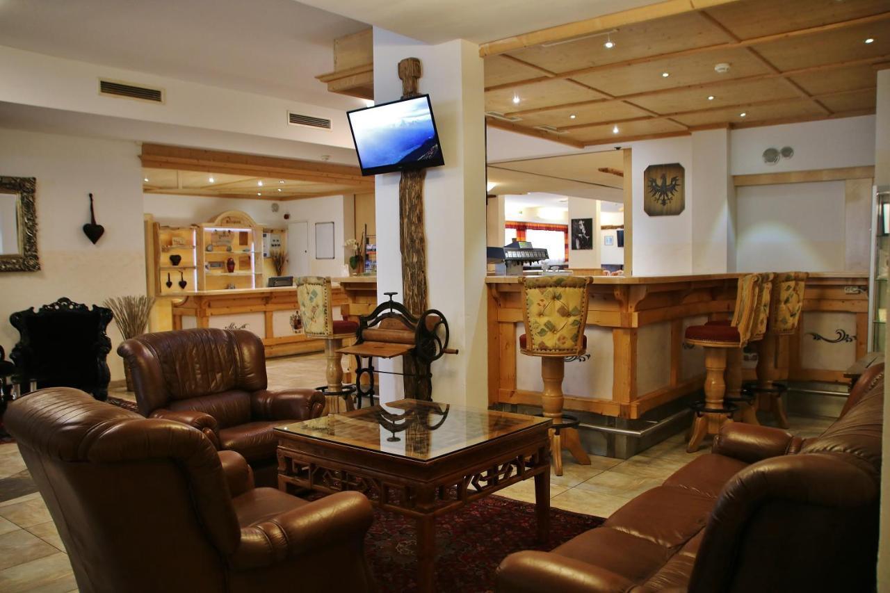 Gasthof Zum Loewen Aschau Im Zillertal Exterior foto