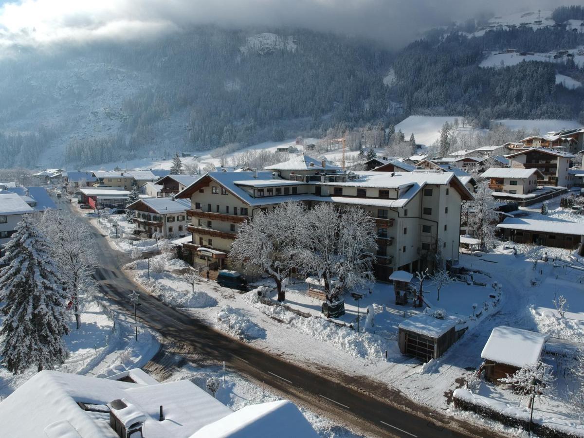 Gasthof Zum Loewen Aschau Im Zillertal Exterior foto