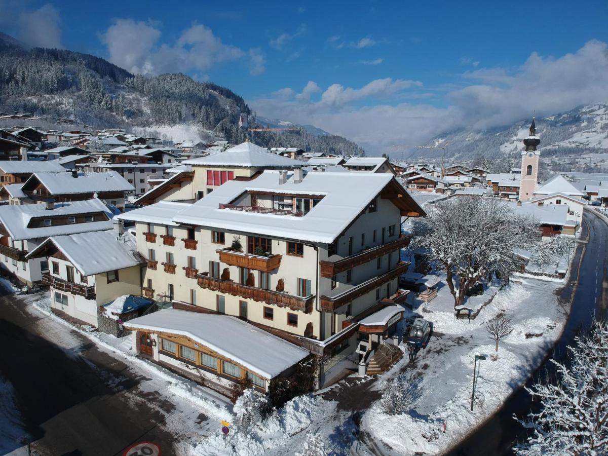 Gasthof Zum Loewen Aschau Im Zillertal Exterior foto