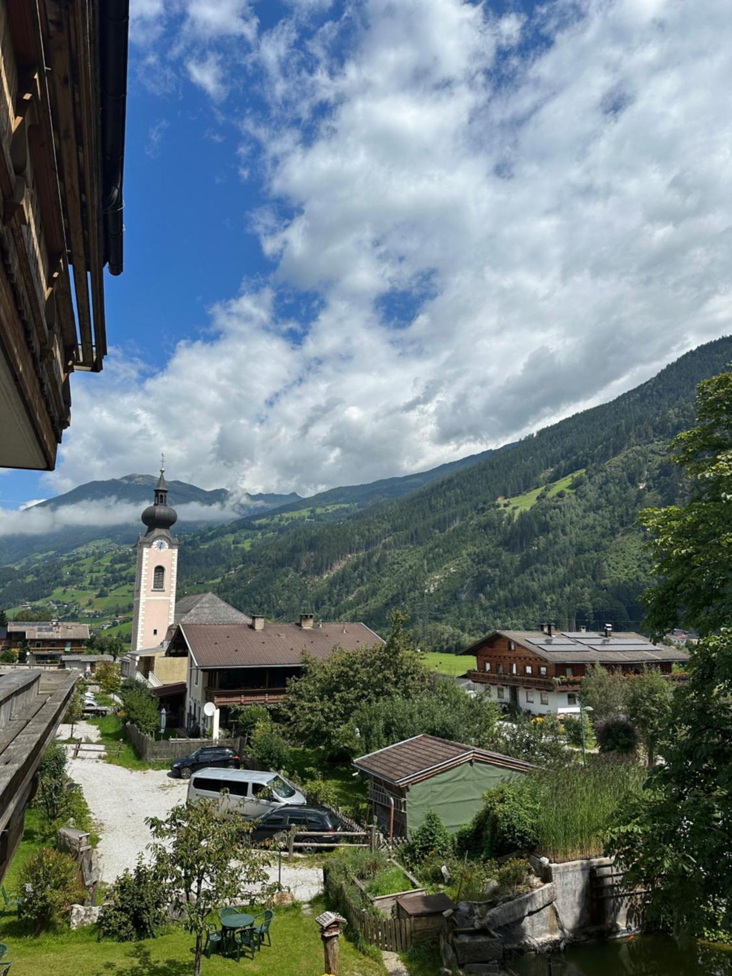 Gasthof Zum Loewen Aschau Im Zillertal Exterior foto